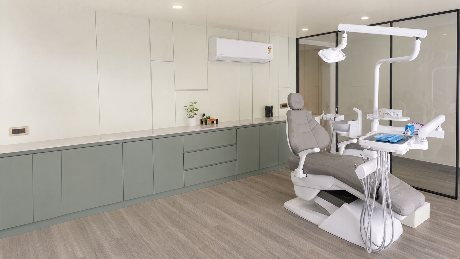 Modern family dental care clinic in Raipur